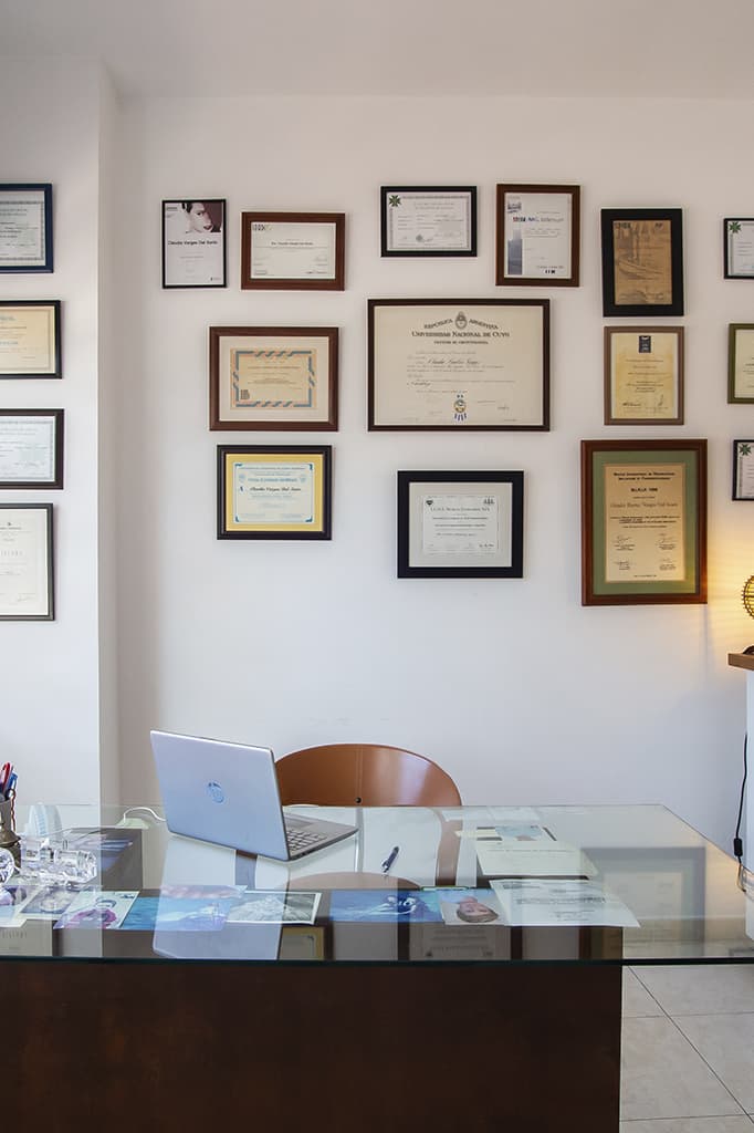 Dr. Claudia Vargas Dal Santo